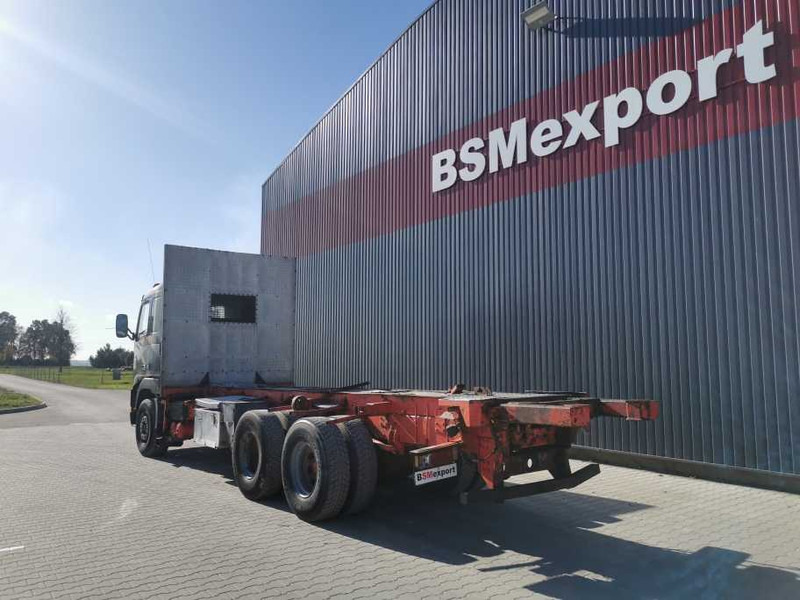 Volvo FH12 420 chassis truck - Camión chasis: foto 5 Volvo FH12 420 chassis truck - Camión chasis: foto 5