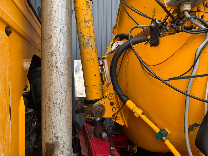 Limpieza de alcantarillado Volvo FL10, 9000 l: foto 16 Limpieza de alcantarillado Volvo FL10, 9000 l: foto 16