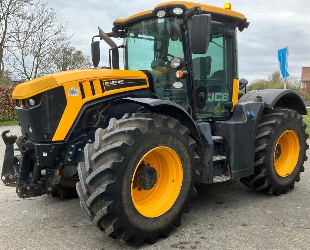 JCB 4220 Fastrac - Tractor: foto 2 JCB 4220 Fastrac - Tractor: foto 2