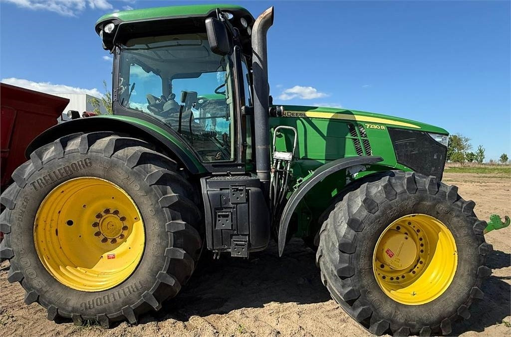 John Deere 7230R - Tractor: foto 2 John Deere 7230R - Tractor: foto 2