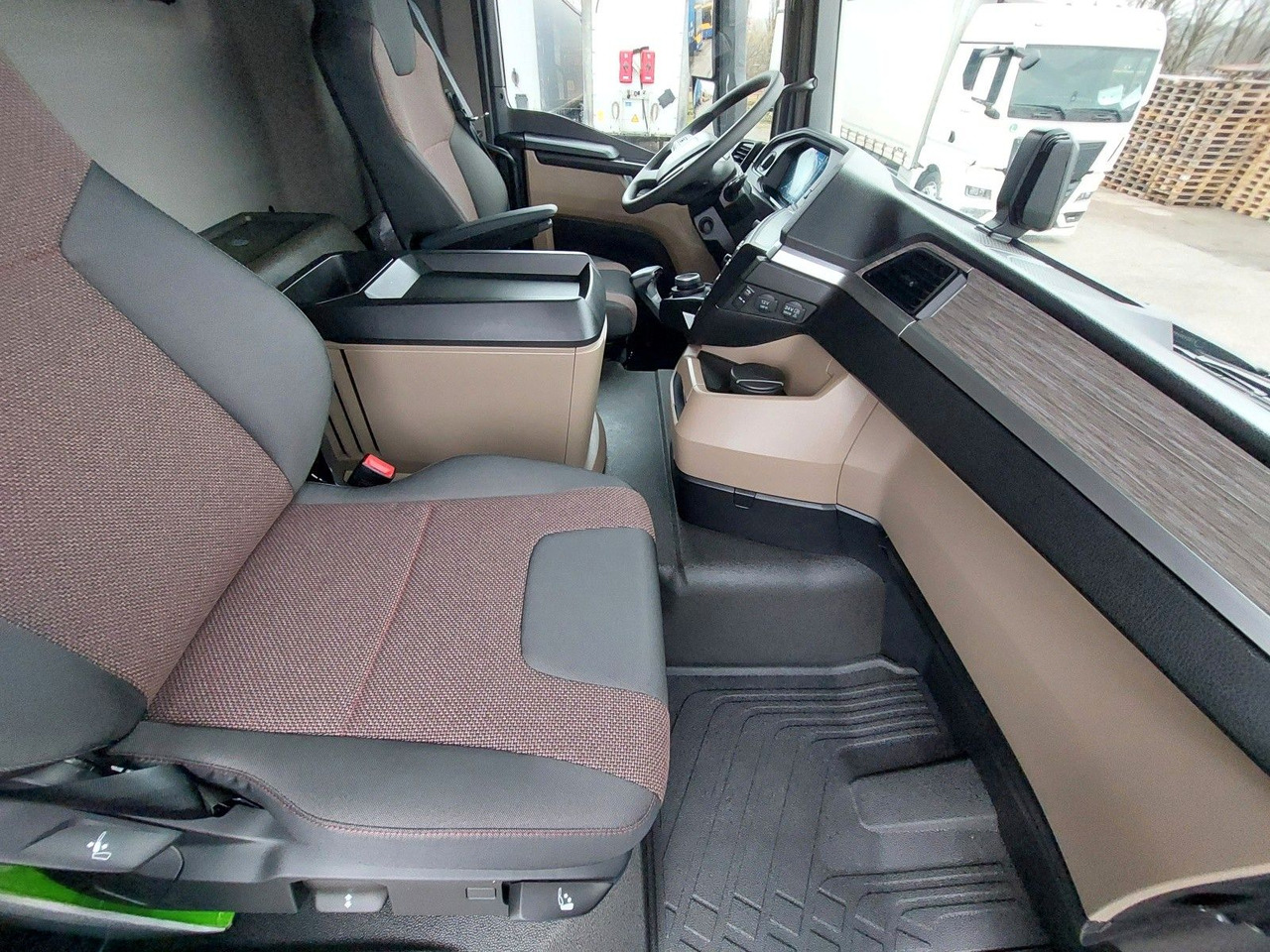 Camión volquete MAN TGS 35.520 6X6 BB CH: foto 34