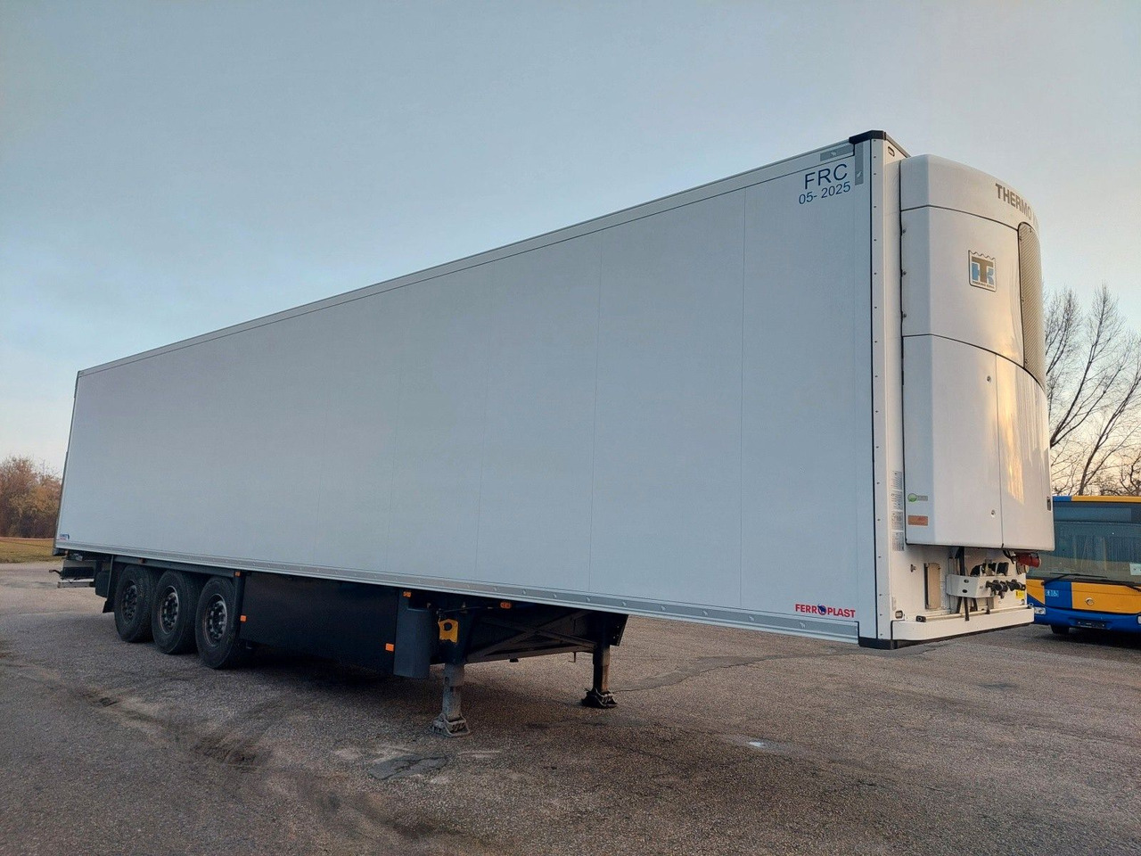 Schmitz Cargobull SKO24 ThermoKing SLXi 300 - Semirremolque frigorífico: foto 2 Schmitz Cargobull SKO24 ThermoKing SLXi 300 - Semirremolque frigorífico: foto 2