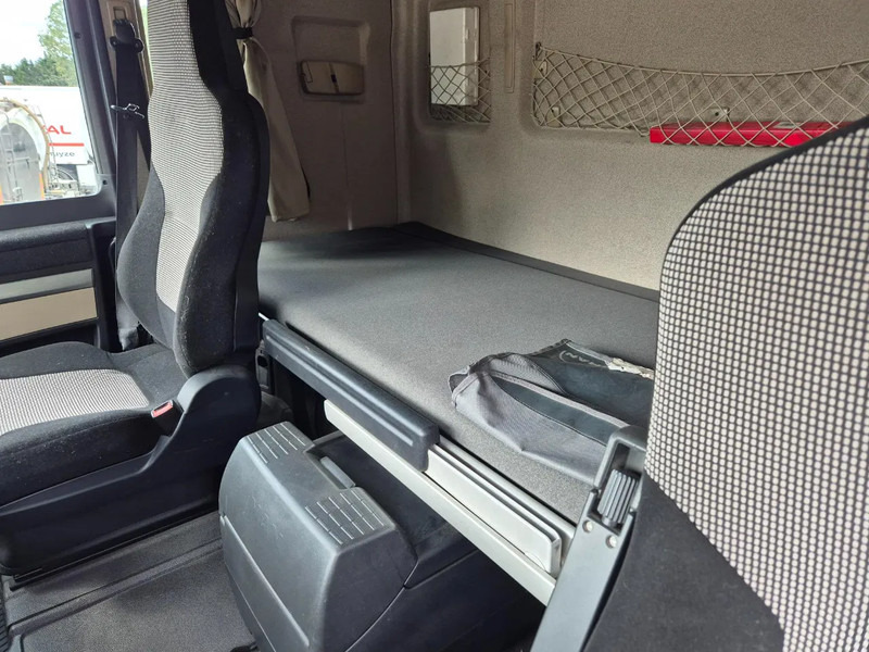 Leasing de MAN TGX 18.420 RETARDER - TIPPER HYDRAULICS MAN TGX 18.420 RETARDER - TIPPER HYDRAULICS: foto 11 Leasing de MAN TGX 18.420 RETARDER - TIPPER HYDRAULICS MAN TGX 18.420 RETARDER - TIPPER HYDRAULICS: foto 11