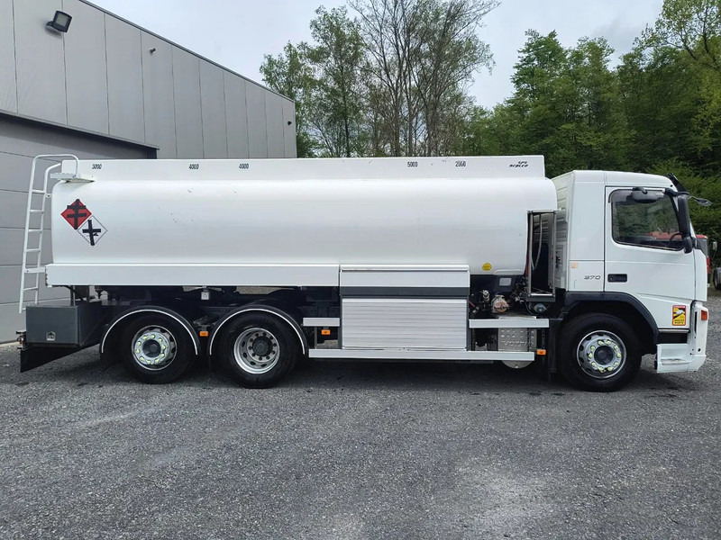 Volvo FM 370 18000L FUEL/CARBURANT - 5 COMP - Camión cisterna: foto 4 Volvo FM 370 18000L FUEL/CARBURANT - 5 COMP - Camión cisterna: foto 4