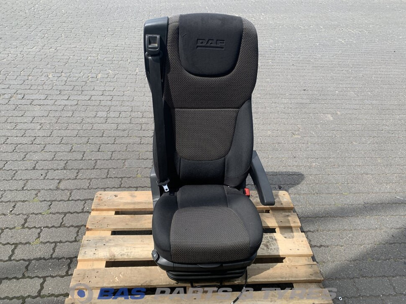 DAF CF Euro 6 - Asiento para Camión: foto 1 DAF CF Euro 6 - Asiento para Camión: foto 1