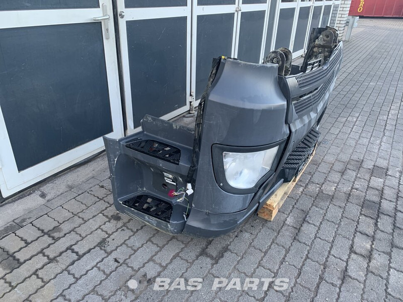 Mercedes-Benz Antos MP4 Bumper Mercedes A 960 880 63 72 - Parachoques para Camión: foto 3 Mercedes-Benz Antos MP4 Bumper Mercedes A 960 880 63 72 - Parachoques para Camión: foto 3