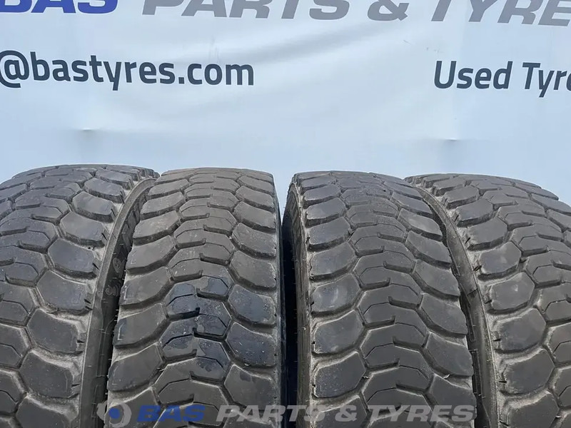 Michelin Remix Michelin Remix 315/80R22.5 X Works D 156/150 K M+S 3PMSF gebruikte set - Neumático para Camión: foto 2 Michelin Remix Michelin Remix 315/80R22.5 X Works D 156/150 K M+S 3PMSF gebruikte set - Neumático para Camión: foto 2
