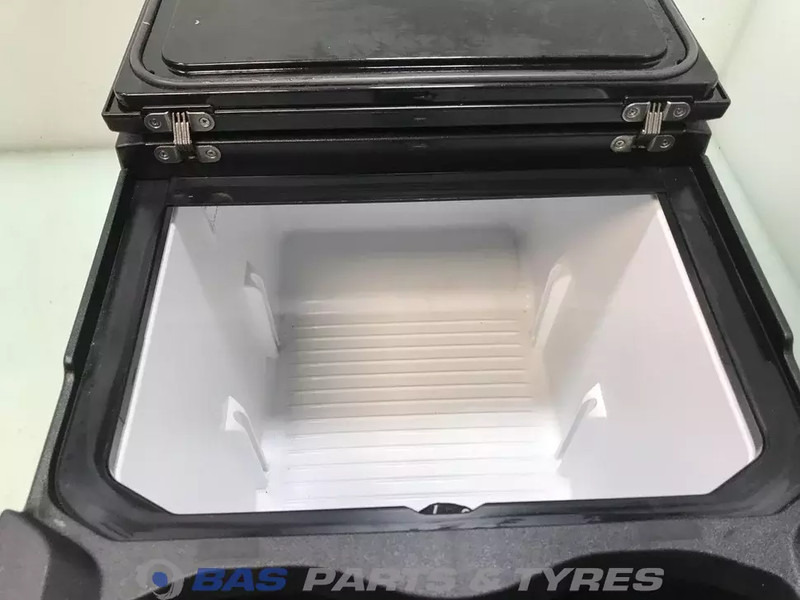 DAF XG Koelkast DAF 35 Liter 2318729 - Piezas de recambio para Camión: foto 5 DAF XG Koelkast DAF 35 Liter 2318729 - Piezas de recambio para Camión: foto 5