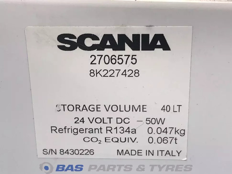 Piezas de recambio para Camión Scania S-Serie NextGen Koelkast Scania 40 Liter 2706575: foto 6
