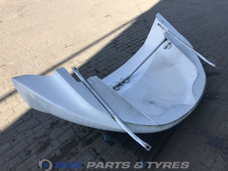 Renault Dakspoiler Renault 5010646104 - Aerodinámica/ Spoiler para Camión: foto 5 Renault Dakspoiler Renault 5010646104 - Aerodinámica/ Spoiler para Camión: foto 5