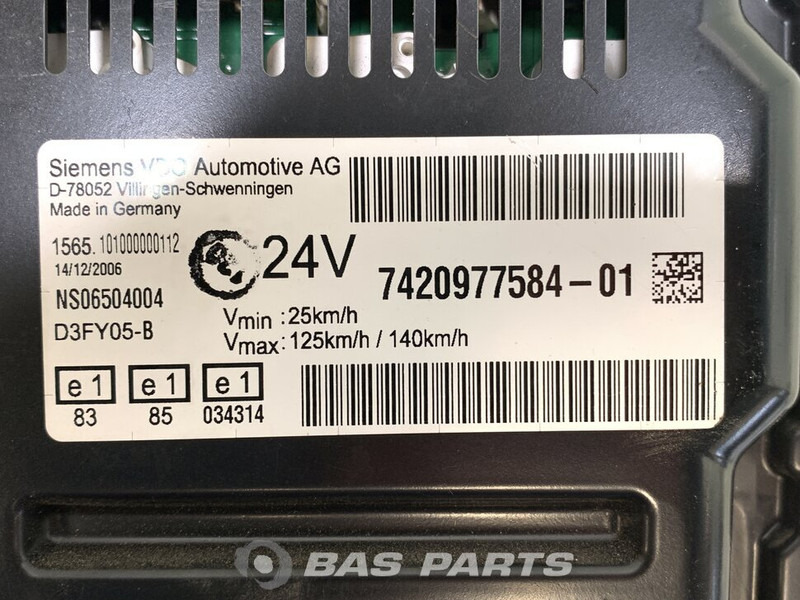 Renault Midlum Euro 4-5 Instrumentenpaneel Renault 7420977584 - Salpicadero para Camión: foto 3 Renault Midlum Euro 4-5 Instrumentenpaneel Renault 7420977584 - Salpicadero para Camión: foto 3