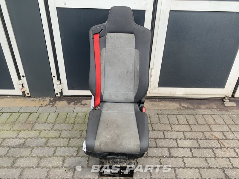 Renault T-Serie - Asiento para Camión: foto 1 Renault T-Serie - Asiento para Camión: foto 1