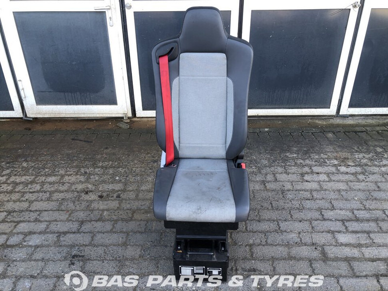 Renault T-Serie - Asiento para Camión: foto 1 Renault T-Serie - Asiento para Camión: foto 1