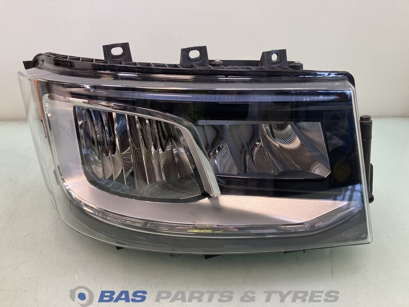 Scania Koplamp Rechts 2674391 - Faro delantero para Camión: foto 1 Scania Koplamp Rechts 2674391 - Faro delantero para Camión: foto 1