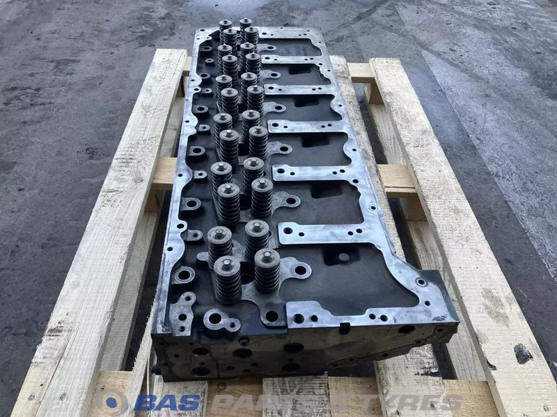 Volvo Cilinderkop Volvo D11K 370 21379389 - Bloque de cilindros para Camión: foto 2 Volvo Cilinderkop Volvo D11K 370 21379389 - Bloque de cilindros para Camión: foto 2