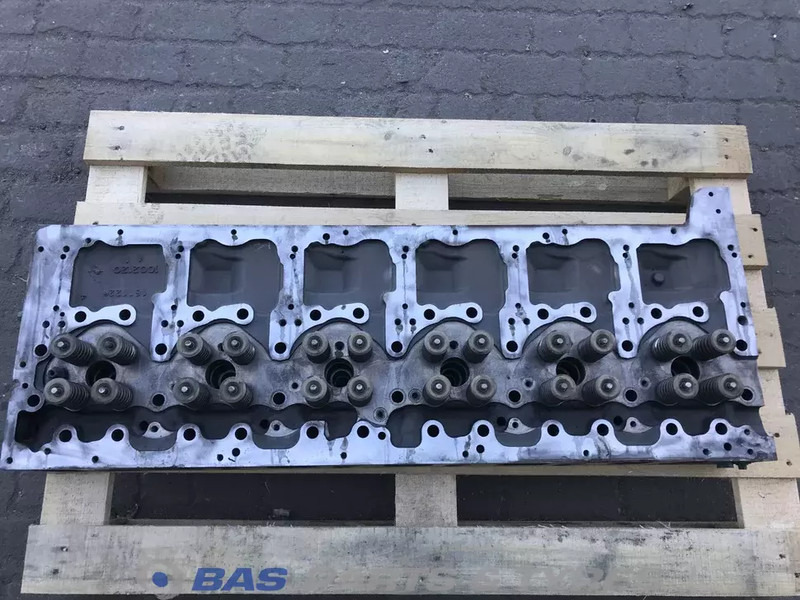 Volvo Cilinderkop Volvo D13K 460 22467253 - Bloque de cilindros para Camión: foto 5 Volvo Cilinderkop Volvo D13K 460 22467253 - Bloque de cilindros para Camión: foto 5
