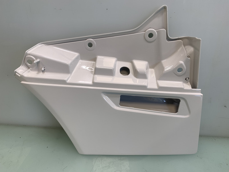 Volvo FM5 Deurverlenger Rechts Volvo 84463531 - Carrocería y exterior para Camión: foto 1 Volvo FM5 Deurverlenger Rechts Volvo 84463531 - Carrocería y exterior para Camión: foto 1