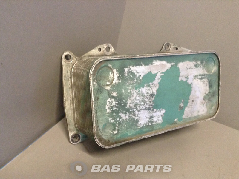 Volvo Oliekoeler Volvo 20794112 - Enfriador de aceite para Camión: foto 4 Volvo Oliekoeler Volvo 20794112 - Enfriador de aceite para Camión: foto 4