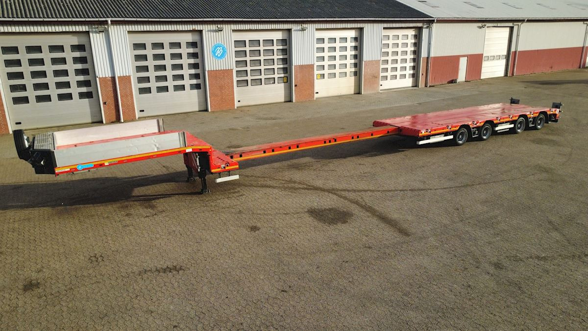 Goldhofer STN-L 4 Stepstar - Semirremolque plataforma/ Caja abierta: foto 3 Goldhofer STN-L 4 Stepstar - Semirremolque plataforma/ Caja abierta: foto 3