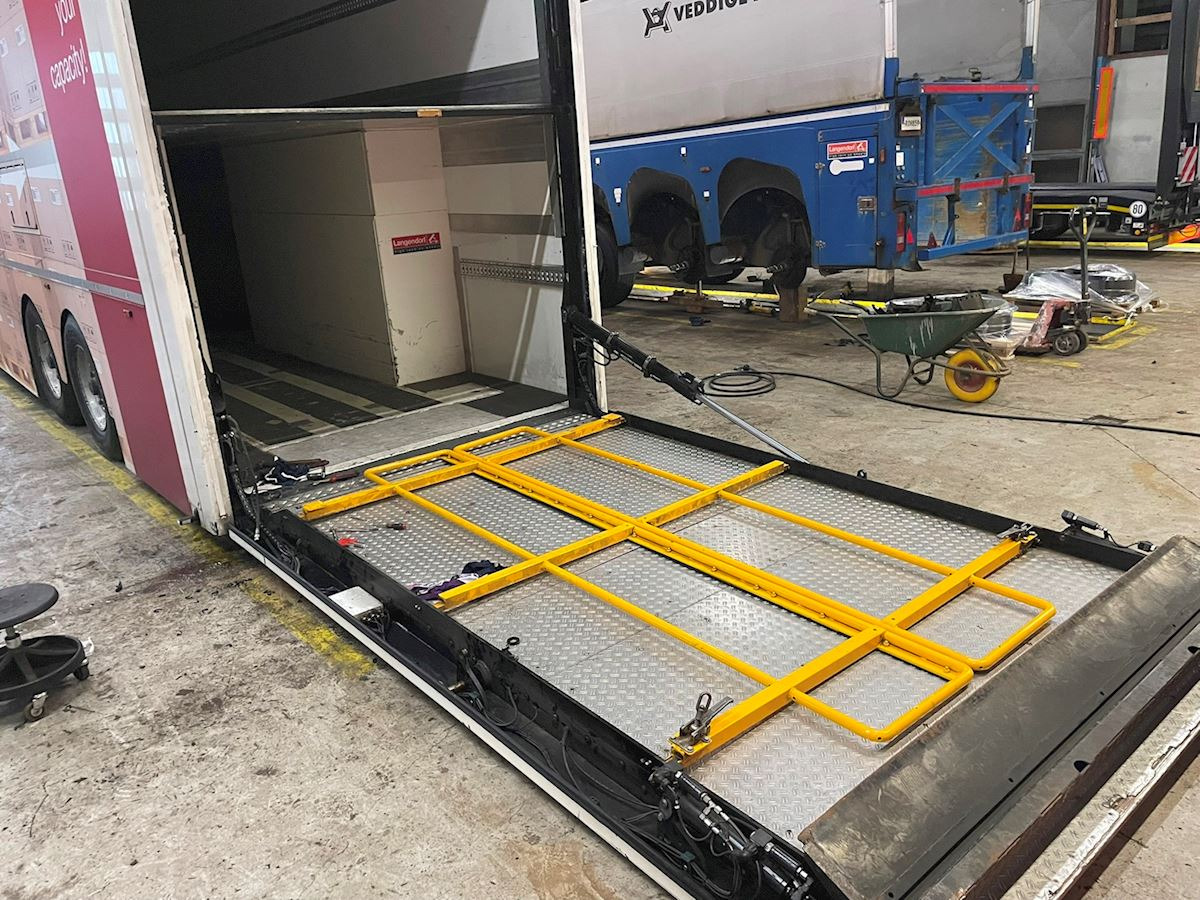 Semirremolque caja cerrada Langendorf Dobbeltstock: foto 8