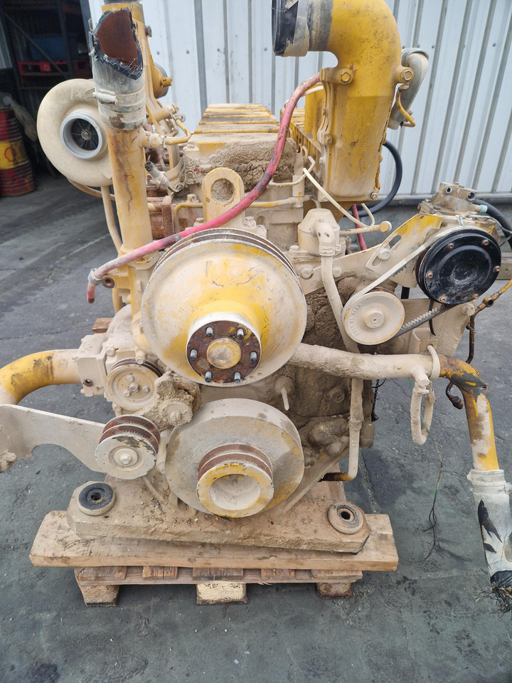 KOMATSU SAA6D 140E-2  - Motor para Maquinaria de construcción: foto 5 KOMATSU SAA6D 140E-2  - Motor para Maquinaria de construcción: foto 5