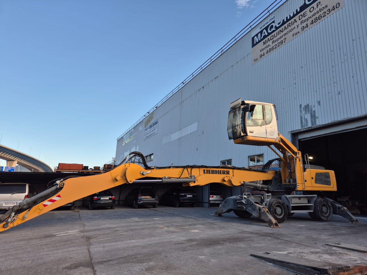 LIEBHERR LH30M - Manipulador de materiales: foto 3 LIEBHERR LH30M - Manipulador de materiales: foto 3