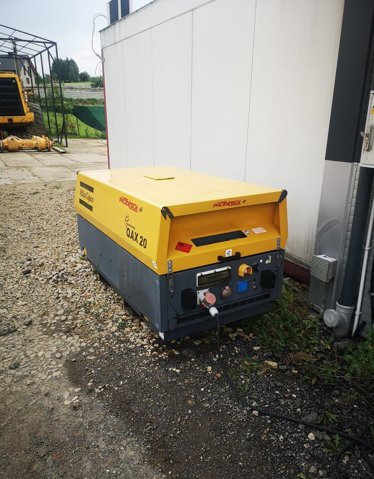 Agregat prądotwórczy Atlas Copco QAX 20 2005 Agregat (Genrtator) prądotwórczy Atlas Copco - Generador industriale: foto 2 Agregat prądotwórczy Atlas Copco QAX 20 2005 Agregat (Genrtator) prądotwórczy Atlas Copco - Generador industriale: foto 2