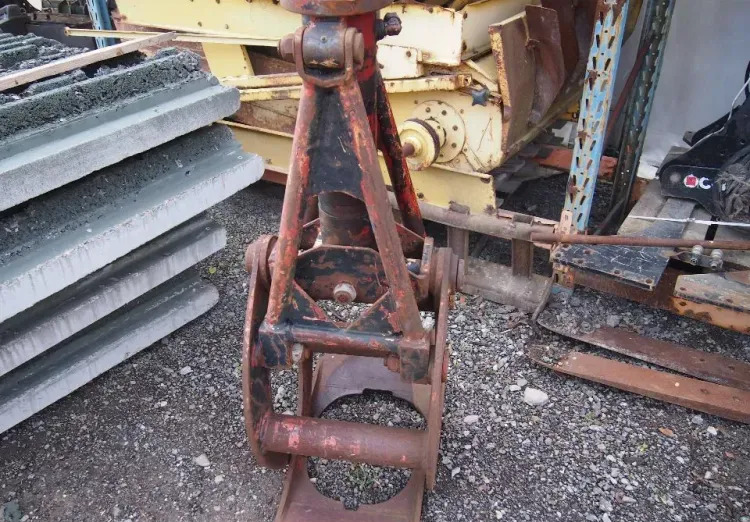 Chwytak do drewna - Pinza de manipulación: foto 2 Chwytak do drewna - Pinza de manipulación: foto 2