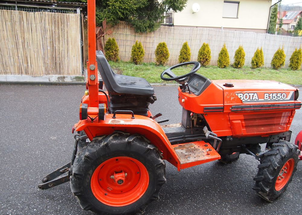 Ciągnik Kubota B1550 1994 traktorek KUBOTA 4x4 19KM - Tractor: foto 3 Ciągnik Kubota B1550 1994 traktorek KUBOTA 4x4 19KM - Tractor: foto 3