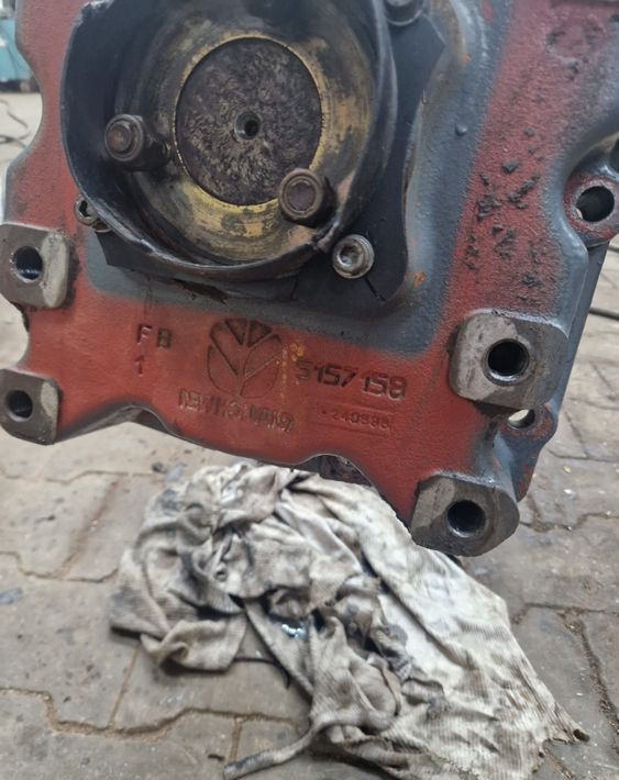 Części do Ciągnika New Holland NH TM, M Kompletna Obudowa WOM New Holland TM120,TM130,TM140,TM155,Case MXM 120, - Transmisión para Maquinaria agrícola: foto 4 Części do Ciągnika New Holland NH TM, M Kompletna Obudowa WOM New Holland TM120,TM130,TM140,TM155,Case MXM 120, - Transmisión para Maquinaria agrícola: foto 4