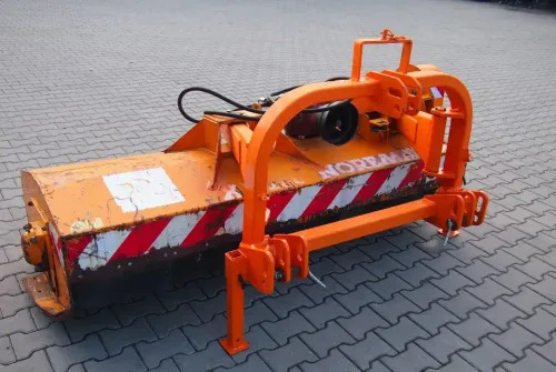 Kosiarka bijakowa 2M 2005 Szerokość robocza 2m - Desbrozadora de martillos: foto 5 Kosiarka bijakowa 2M 2005 Szerokość robocza 2m - Desbrozadora de martillos: foto 5