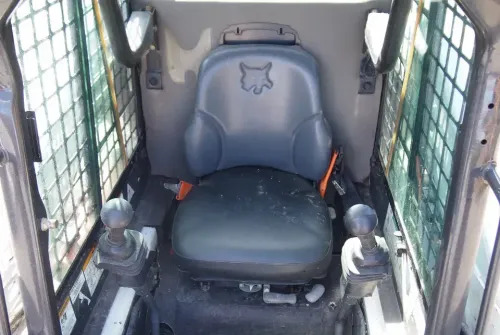 Minicargadora de cadenas Miniładowarka Bobcat T190 2012: foto 6 Minicargadora de cadenas Miniładowarka Bobcat T190 2012: foto 6