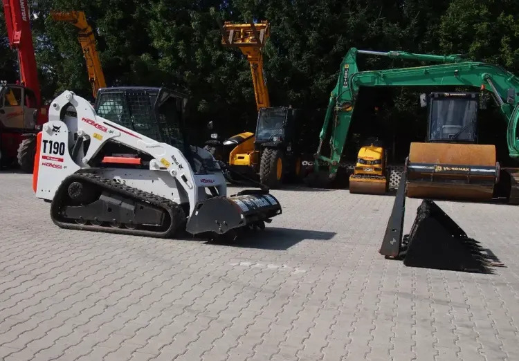 Miniładowarka Bobcat T190 2012 - Minicargadora de cadenas: foto 3 Miniładowarka Bobcat T190 2012 - Minicargadora de cadenas: foto 3