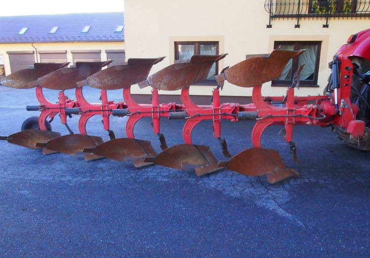 Pług obrotowy GREGOIRE-BESSON RY47 2000 Zabezpieczenie korpusów hydrauliczne - Arado: foto 4 Pług obrotowy GREGOIRE-BESSON RY47 2000 Zabezpieczenie korpusów hydrauliczne - Arado: foto 4