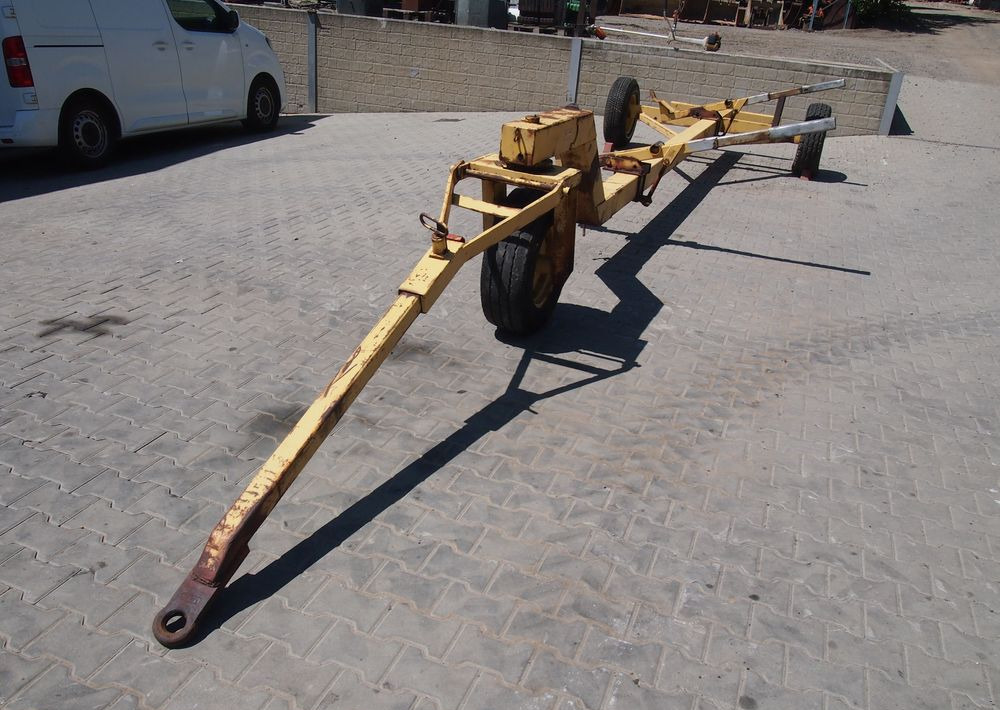 Wózek do kombajnu New Holland 3 kołowy Wózek pod heder do kombajnu - Carro de cosechadora: foto 2 Wózek do kombajnu New Holland 3 kołowy Wózek pod heder do kombajnu - Carro de cosechadora: foto 2