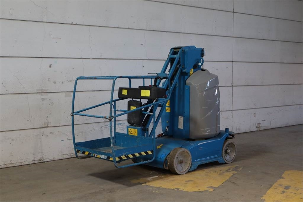 Genie GR26J - Plataforma de mástil vertical: foto 3 Genie GR26J - Plataforma de mástil vertical: foto 3