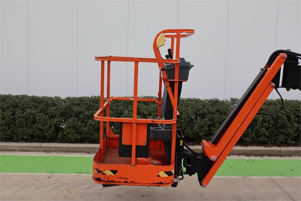 Plataforma articulada JLG E300AJP: foto 11