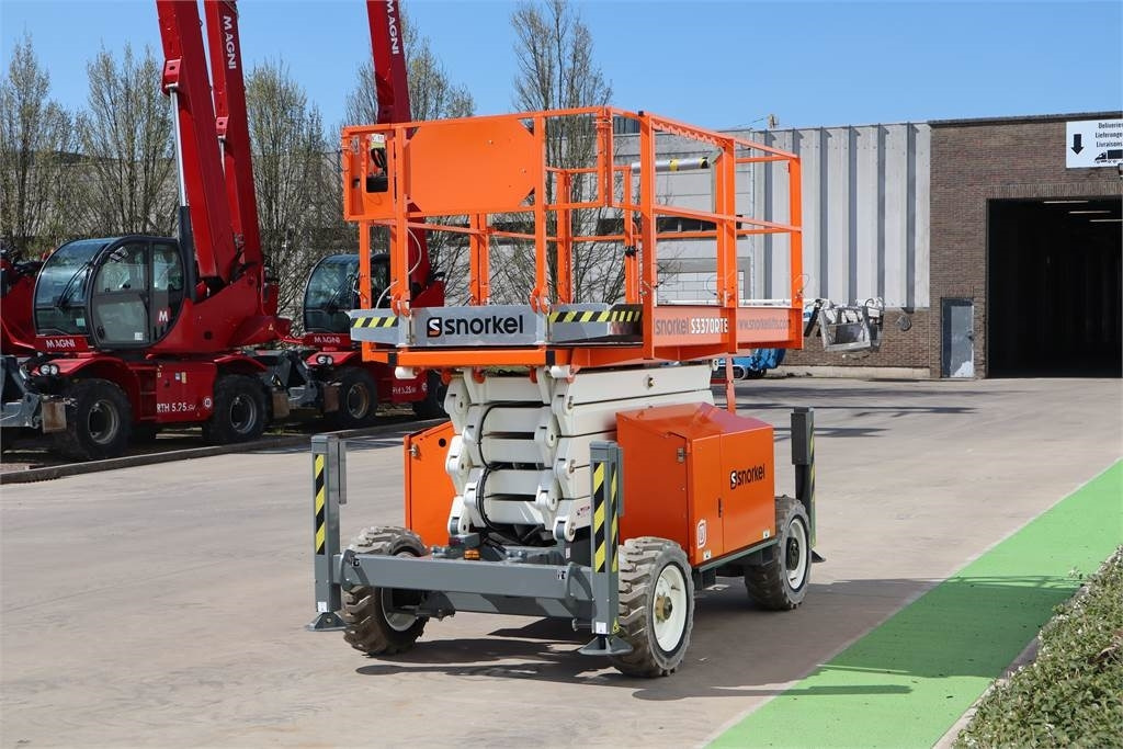 Snorkel S3370RTE  - Plataforma de tijeras: foto 4 Snorkel S3370RTE  - Plataforma de tijeras: foto 4