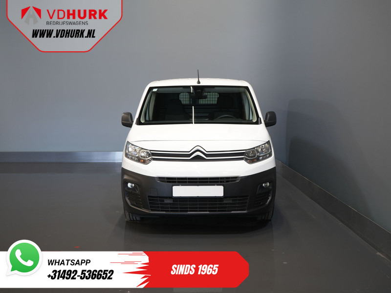 Citroën Berlingo 1.2 PureTech 110 pk BPM VRIJ! BENZINE/ PDC/ Cruise/ Airco - Furgoneta pequeña: foto 2 Citroën Berlingo 1.2 PureTech 110 pk BPM VRIJ! BENZINE/ PDC/ Cruise/ Airco - Furgoneta pequeña: foto 2