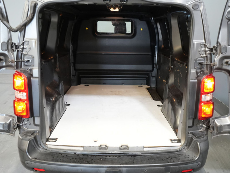 Leasing de Citroën Jumpy 1.5 HDI 100 pk L2 BPM VRIJ! NL Auto/ Navi/ Carplay/ Camera/ PDC/ LMV/ Cruise/ Airco Citroën Jumpy 1.5 HDI 100 pk L2 BPM VRIJ! NL Auto/ Navi/ Carplay/ Camera/ PDC/ LMV/ Cruise/ Airco: foto 14
