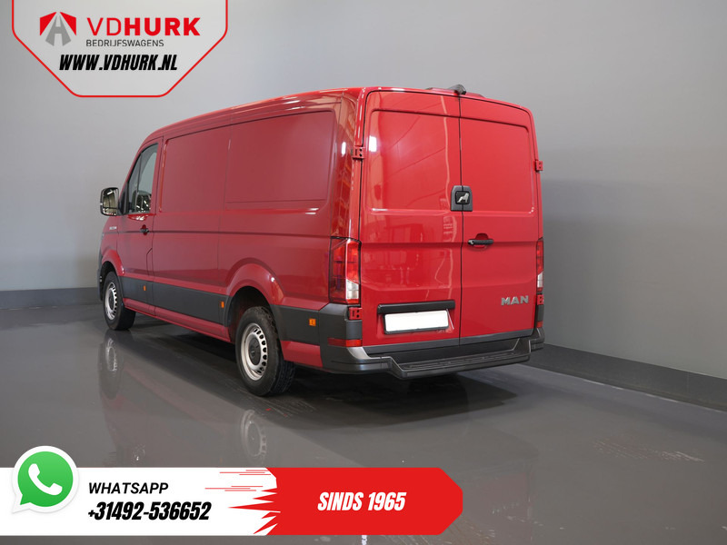 MAN TGE 2.0 TDI L3H2 BPM VRIJ! 3 Pers./ 2.5t Trekverm./ Carplay/ Betimmerd/ Cruise/ Navi/ Camera - Furgoneta pequeña: foto 2 MAN TGE 2.0 TDI L3H2 BPM VRIJ! 3 Pers./ 2.5t Trekverm./ Carplay/ Betimmerd/ Cruise/ Navi/ Camera - Furgoneta pequeña: foto 2