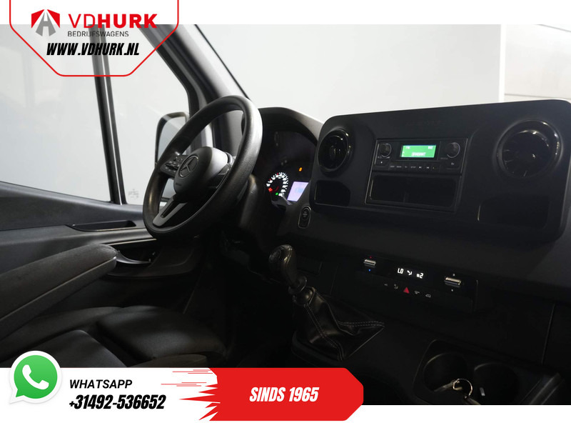 Mercedes-Benz Sprinter 314 2.2 CDI RWD EXPORT ONLY L2H2 Cruise/ Airco/ Trekhaak - Furgón: foto 3 Mercedes-Benz Sprinter 314 2.2 CDI RWD EXPORT ONLY L2H2 Cruise/ Airco/ Trekhaak - Furgón: foto 3