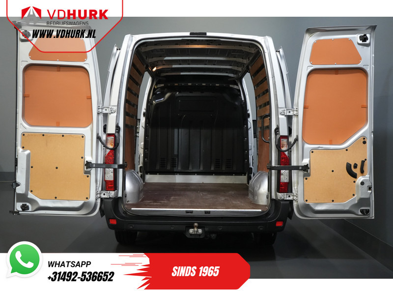 Nissan NV400 35 2.3 dCi 136 pk L2H2 2x Schuifdeur/ Climate/ Navi/ Cruise/ Camera/ PDC/ Trekhaak - Furgón: foto 5 Nissan NV400 35 2.3 dCi 136 pk L2H2 2x Schuifdeur/ Climate/ Navi/ Cruise/ Camera/ PDC/ Trekhaak - Furgón: foto 5
