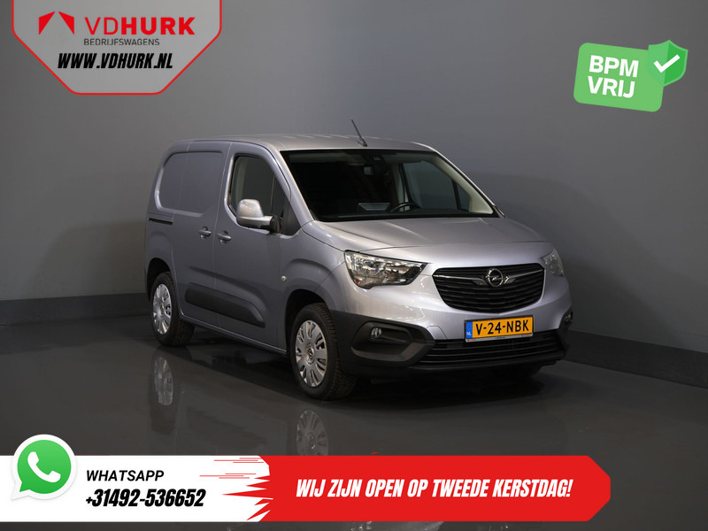 Opel Combo 1.2 Turbo 130 pk Aut. BENZINE BPM VRIJ! Keyless/ Carplay/ PDC/ Cruise/ Trekhaak/ Airco - Furgoneta pequeña: foto 1 Opel Combo 1.2 Turbo 130 pk Aut. BENZINE BPM VRIJ! Keyless/ Carplay/ PDC/ Cruise/ Trekhaak/ Airco - Furgoneta pequeña: foto 1
