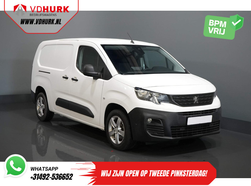 Peugeot Partner 1.5 HDI 130 pk Aut. L2 Long 3pers./ Standkachel/ Stoelverw./ Carplay/ Camera/ PDC/ LMV/ Cruise/ Trekhaak/ Airco - Furgoneta pequeña: foto 1 Peugeot Partner 1.5 HDI 130 pk Aut. L2 Long 3pers./ Standkachel/ Stoelverw./ Carplay/ Camera/ PDC/ LMV/ Cruise/ Trekhaak/ Airco - Furgoneta pequeña: foto 1