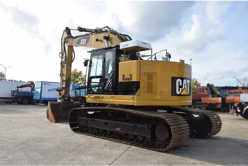 Caterpillar 328D. LCR - stock ID97 - Excavadora de cadenas: foto 4 Caterpillar 328D. LCR - stock ID97 - Excavadora de cadenas: foto 4