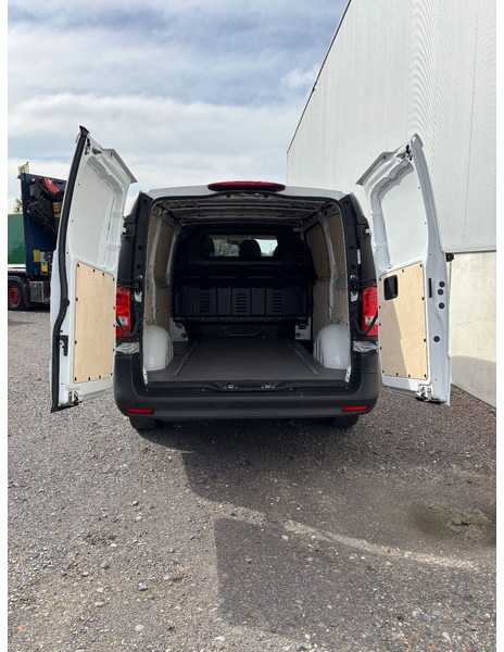 Mercedes-Benz Vito Camera*Automaat*Trekhaak*Navigatie*Airco - Furgoneta pequeña: foto 3 Mercedes-Benz Vito Camera*Automaat*Trekhaak*Navigatie*Airco - Furgoneta pequeña: foto 3