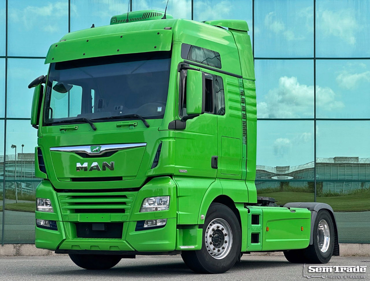 MAN TGX 18.460 Euro 6 Only 697.000 KM 2X Tanks TOP Condition BE-Truck - Cabeza tractora: foto 1 MAN TGX 18.460 Euro 6 Only 697.000 KM 2X Tanks TOP Condition BE-Truck - Cabeza tractora: foto 1