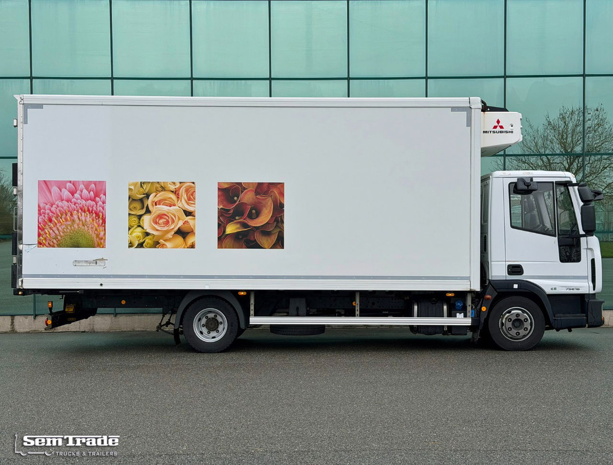 Iveco EuroCargo 75 E16 Junge Isolated BOX Mitsubishi Cooling Smart Tacho 2 TOP Condition - Camión frigorífico: foto 5 Iveco EuroCargo 75 E16 Junge Isolated BOX Mitsubishi Cooling Smart Tacho 2 TOP Condition - Camión frigorífico: foto 5