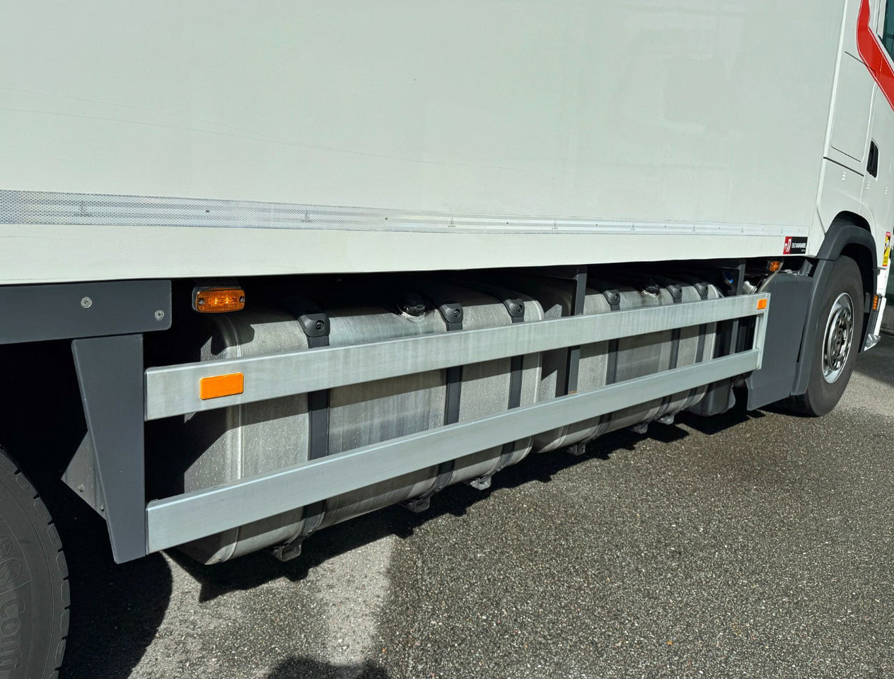 Camión frigorífico Scania S500 6X2 Retarder 50 CC Combi 2x Taillift TOP Condition Holland Truck: foto 16 Camión frigorífico Scania S500 6X2 Retarder 50 CC Combi 2x Taillift TOP Condition Holland Truck: foto 16